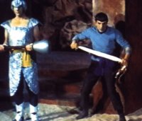 Spock prepares for the battle with the ahn-woon